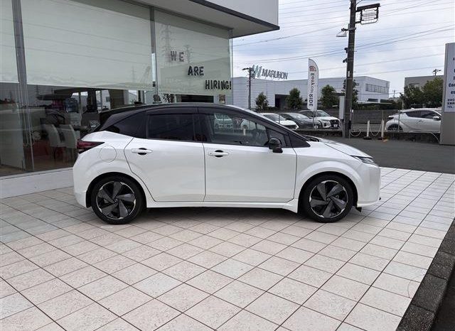 
								Nissan Note Aura 1,2 G full									